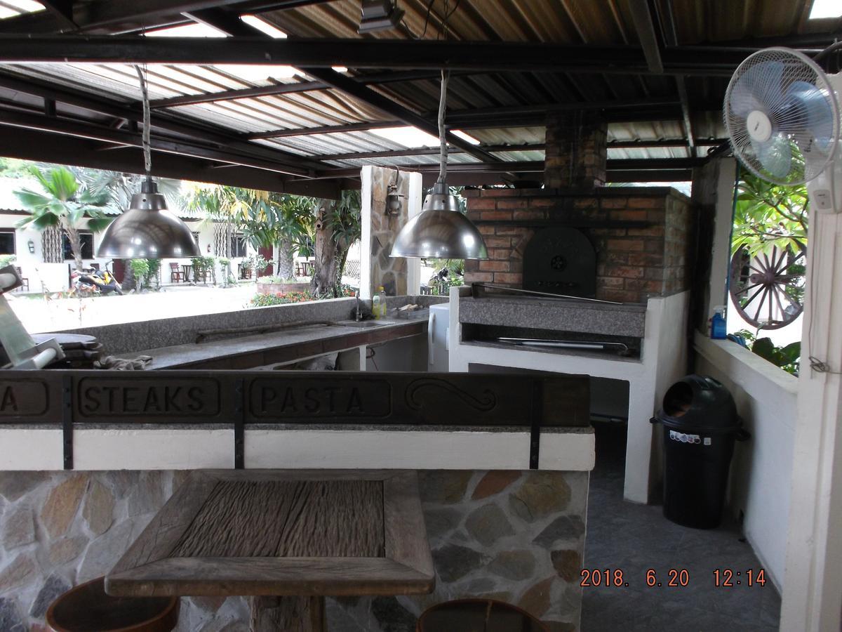 Ryans Resort Prasat Eksteriør billede